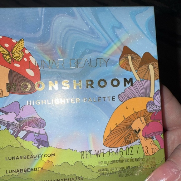 Lunar Beauty Moonshroom Highlighter Palette. 
New - Picture 4 of 13